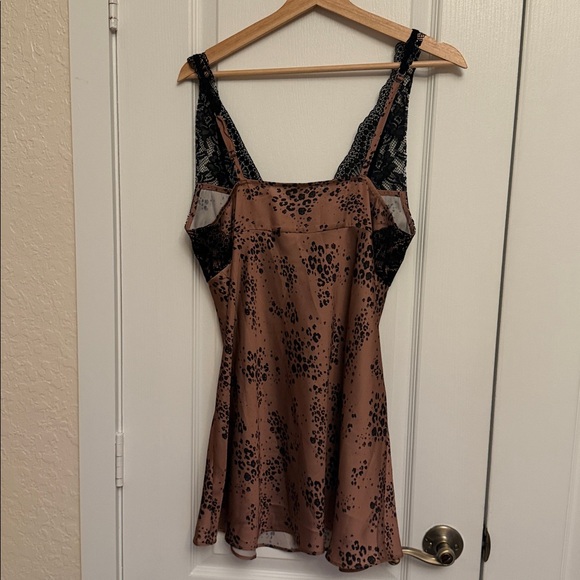 FREE PEOPLE
Women's Black Countryside Printed Mini - Picture 8 of 13